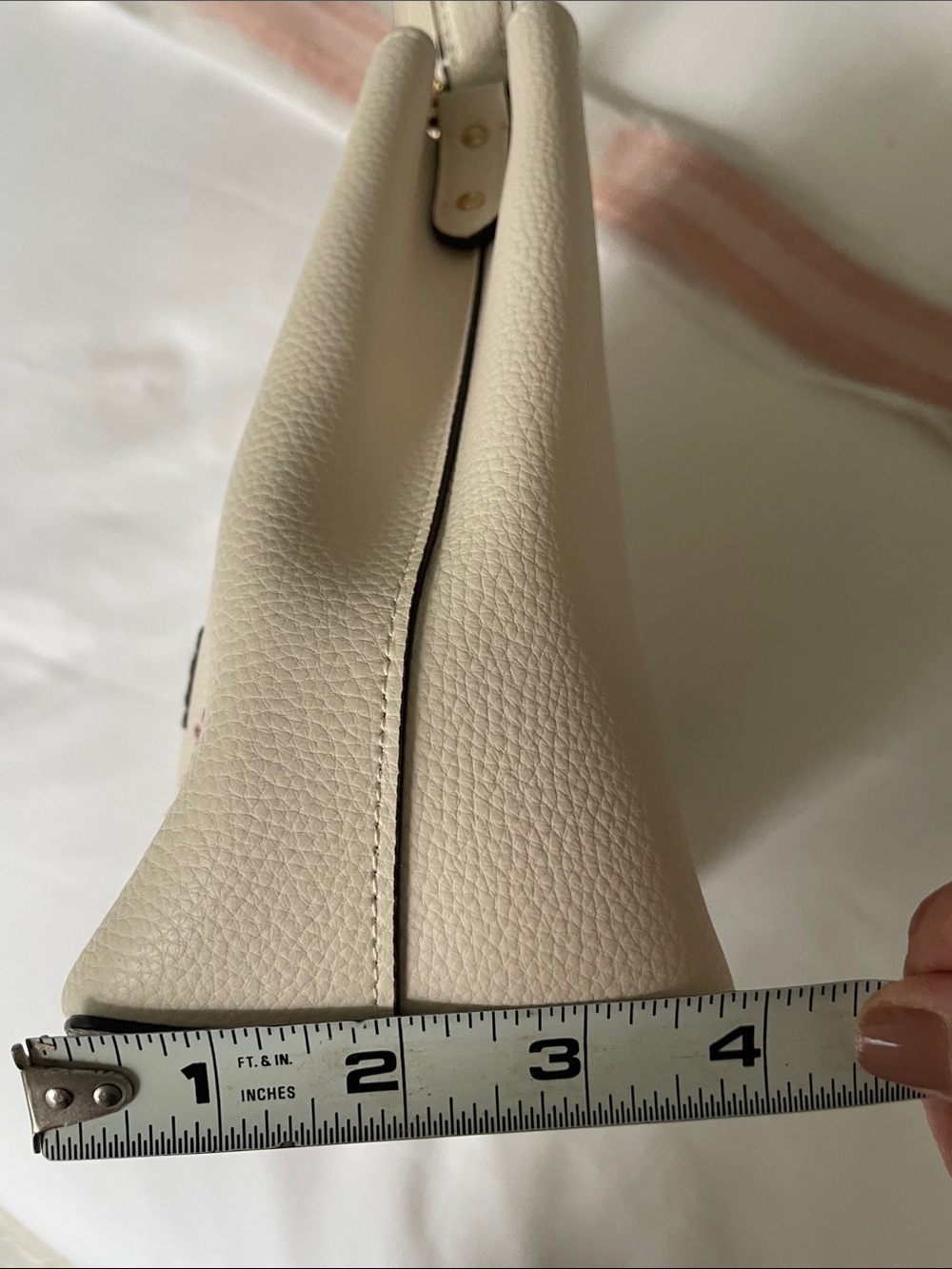 MOTHERS DAY SPECIAL Coach Cream Embroidered Leather Shoulder Bag - Picture 15 of 15